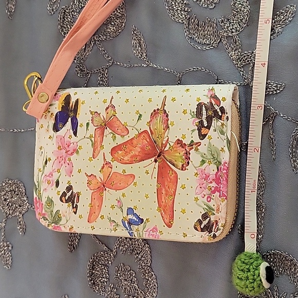 NWOT Butterfly compact wallet - Picture 2 of 5